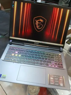 New Laptop MSI Vector 17 HX AI A2XWJG 16GB Intel Core Ultra 7 SSD 1T