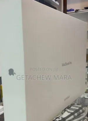 New Laptop Apple MacBook Pro 2017 16GB Intel Core I5 SSD 1T