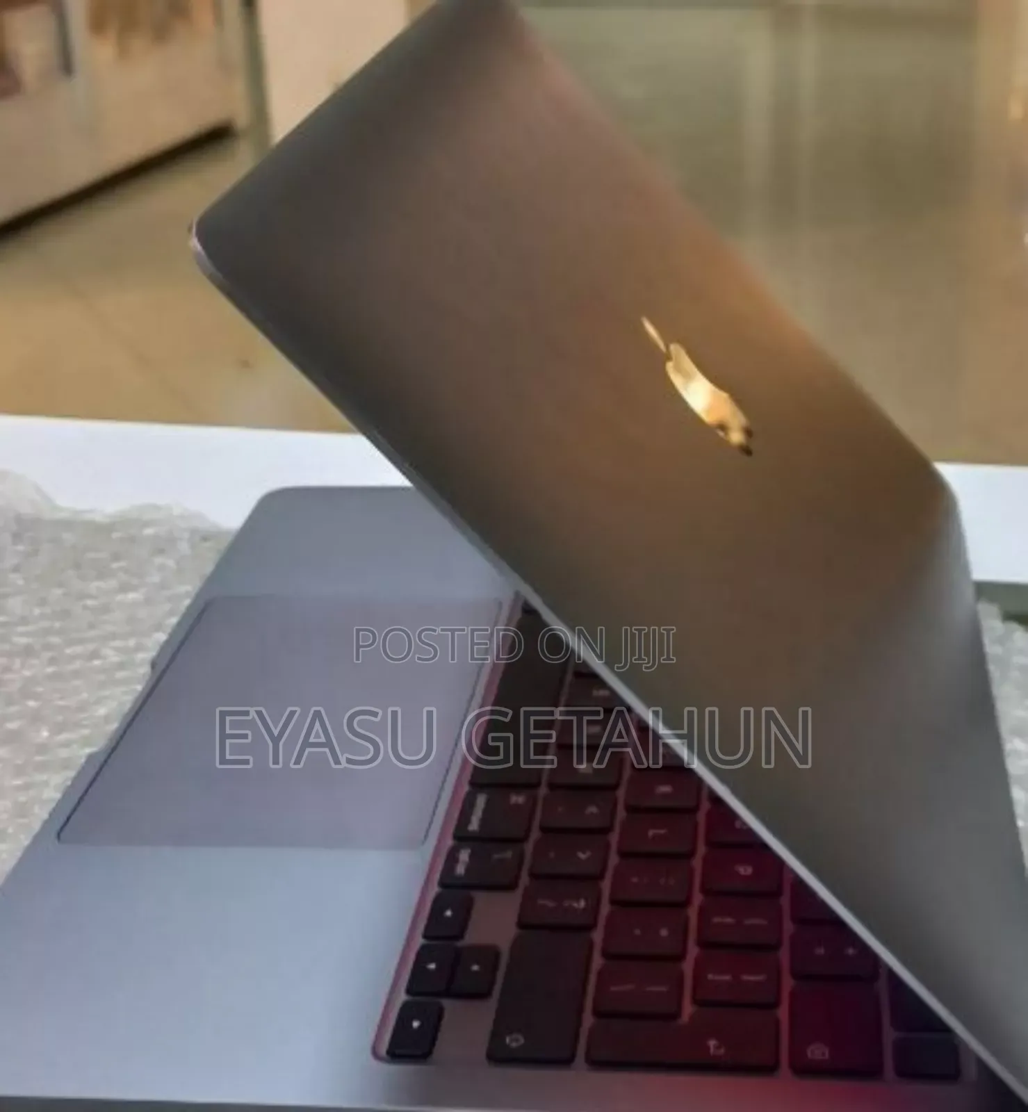 New Laptop Apple MacBook Pro 2020 16GB Intel Core I5 SSD 512GB