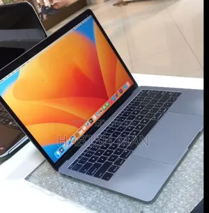 New Laptop Apple MacBook Pro 2017 16GB Intel Core I5 SSD 512GB