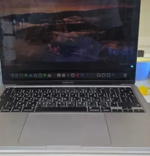 New Laptop Apple MacBook Pro M1 8GB Apple M1 SSD 256GB