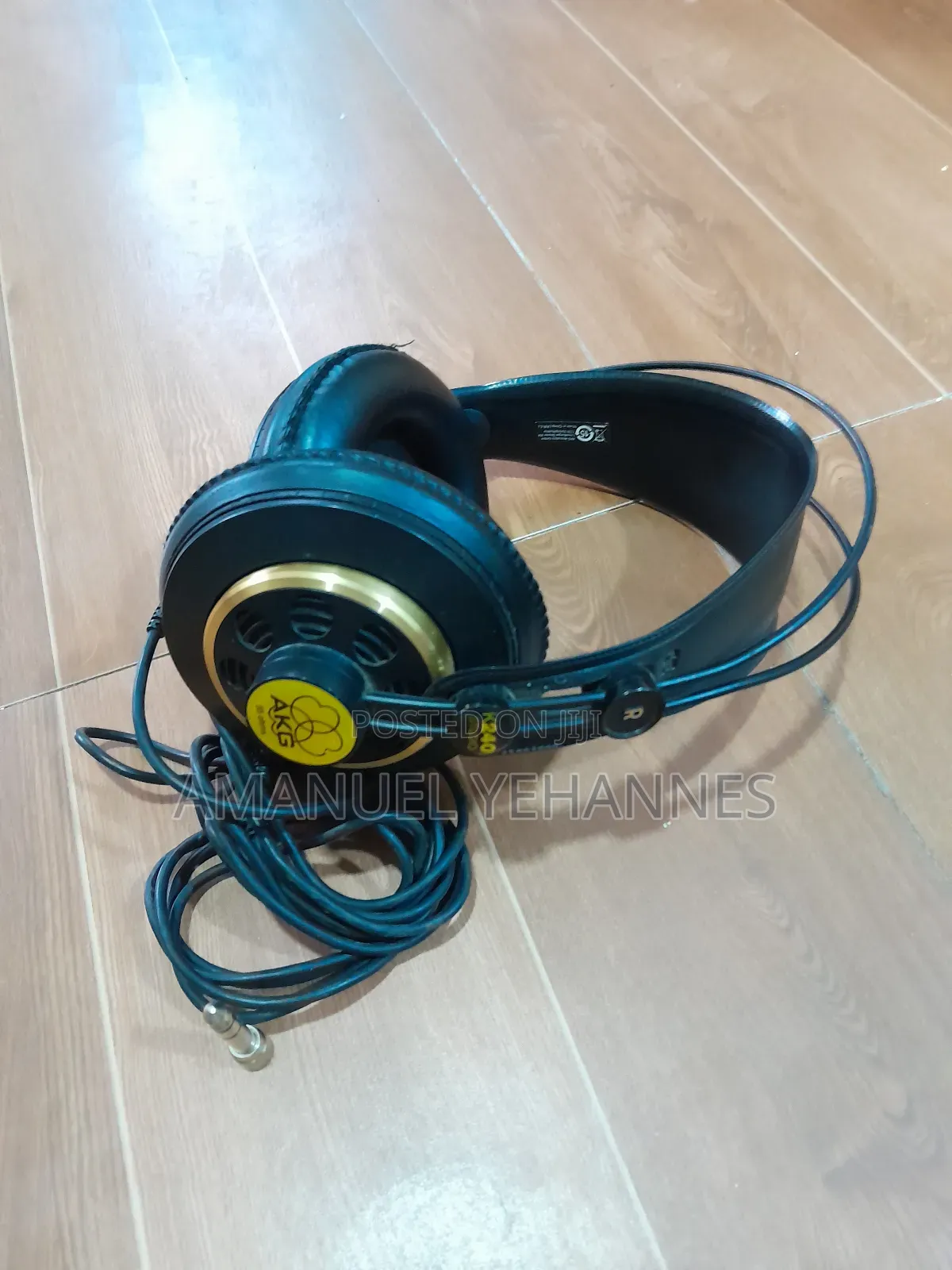 Akg Studio Headphone