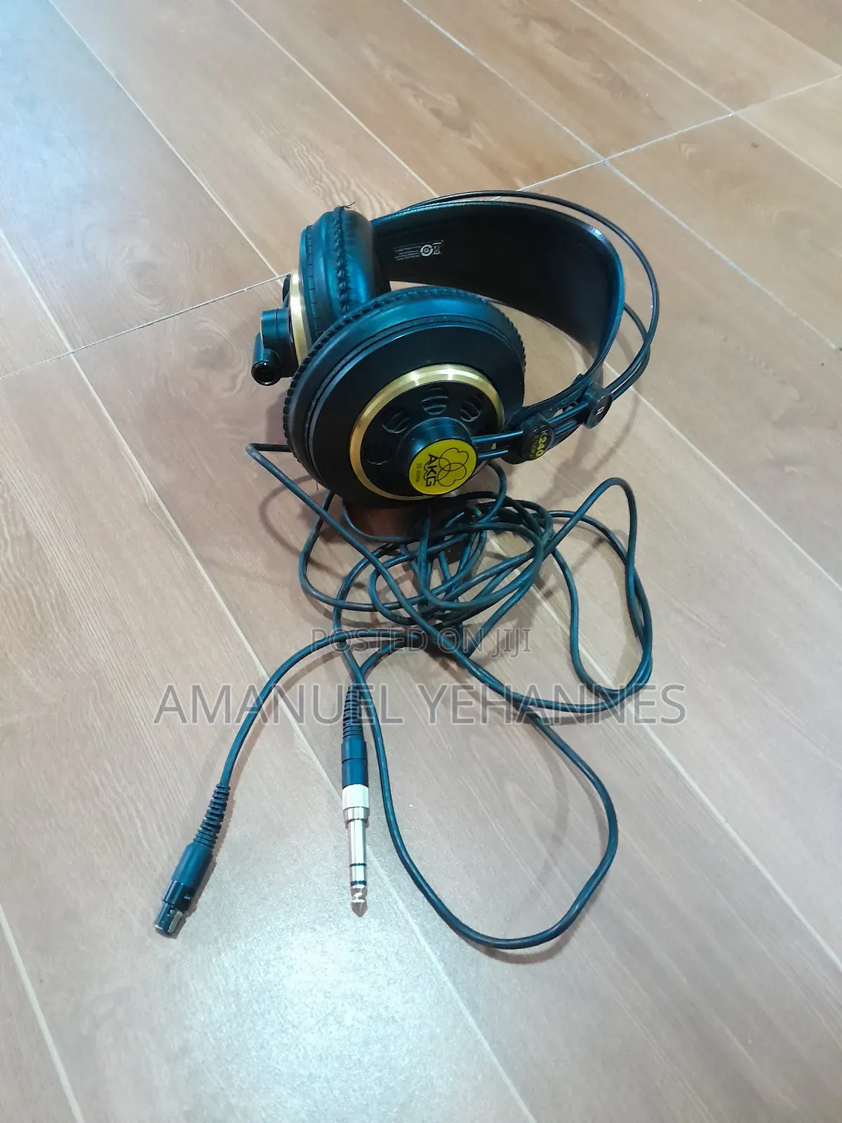 Akg Studio Headphone