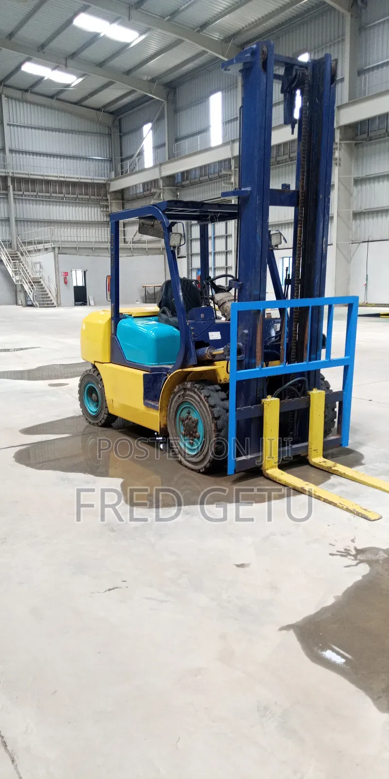 Forklift ፎርክሊፍት