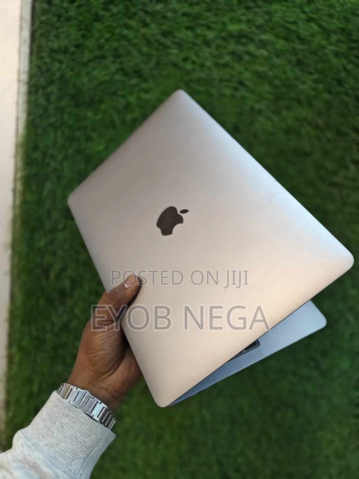 New Laptop Apple MacBook Pro M1 8GB Apple M1 SSD 256GB