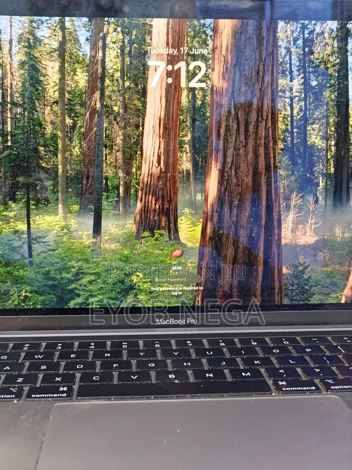 New Laptop Apple MacBook Pro M1 8GB Apple M1 SSD 256GB