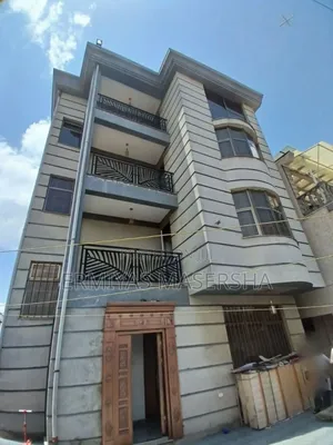 Furnished 5bdrm Penthouse in Yeka for sale