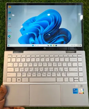 Photo - New Laptop HP 16GB Intel Core I5 SSD 1T