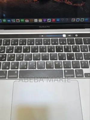 Photo - New Laptop Apple MacBook Pro 2020 M1 8GB Apple M1 Pro SSD 256GB