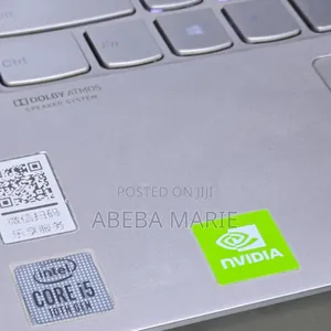 New Laptop Lenovo Yoga 7i 8GB Intel Core I5 SSD 512GB