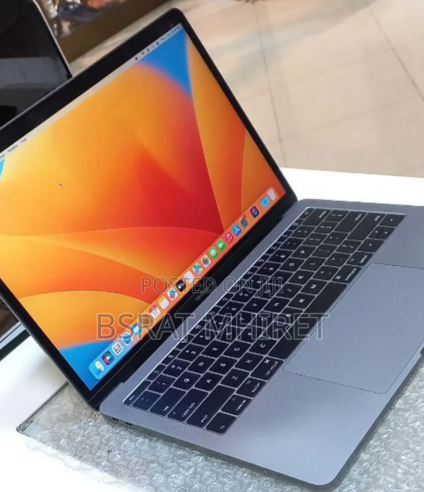 New Laptop Apple MacBook Pro 2017 16GB Intel Core I5 SSD 512GB