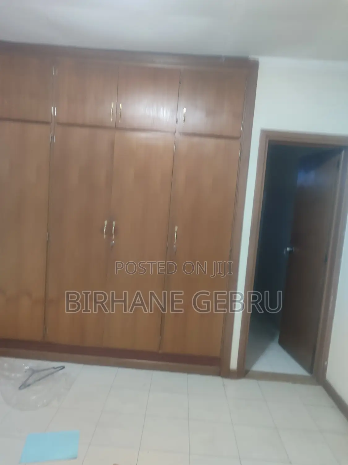 5bdrm Villa in Villa House, Bole for rent