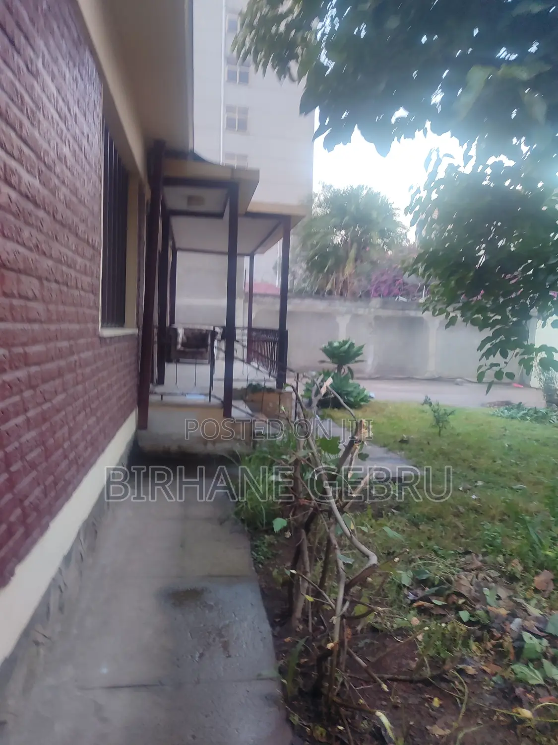 5bdrm Villa in Villa House, Bole for rent