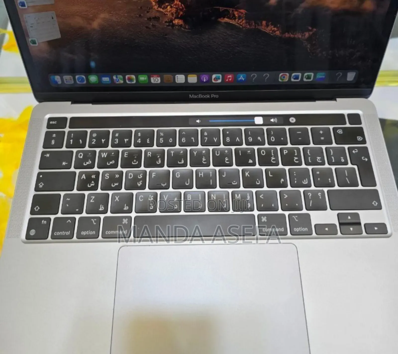 New Laptop Apple MacBook Pro M1 8GB Apple M1 SSD 256GB