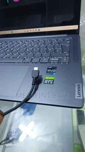 Photo - New Laptop Lenovo Yoga C740 16GB Intel Core I7 SSD 1T