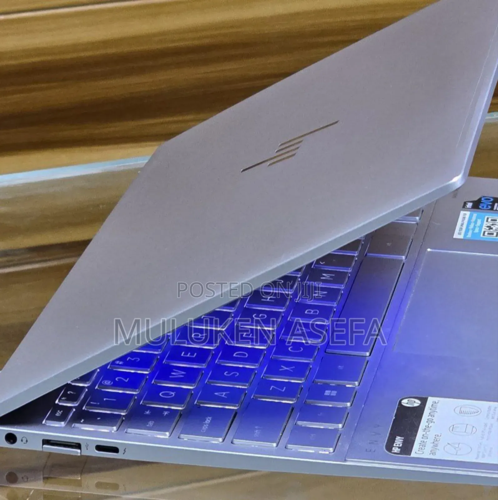 New Laptop HP Envy 14 8GB Intel Core I5 SSD 256GB