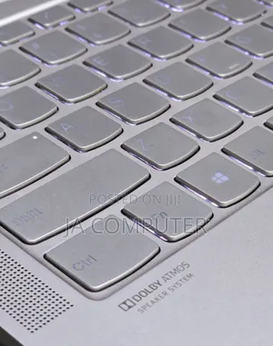 New Laptop Lenovo Yoga 2 8GB Intel Core I5 SSD 512GB