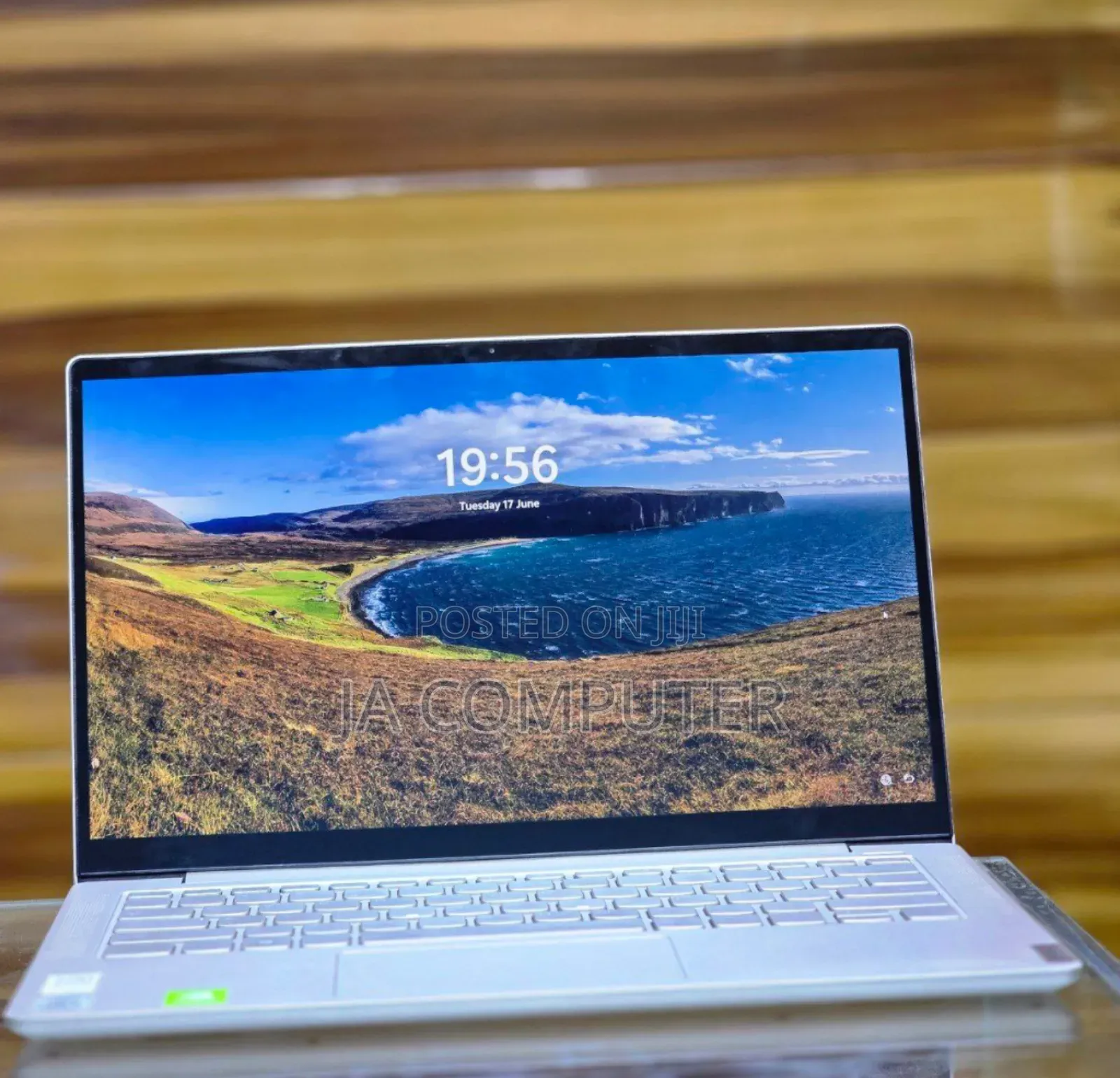 New Laptop Lenovo Yoga 2 8GB Intel Core I5 SSD 512GB