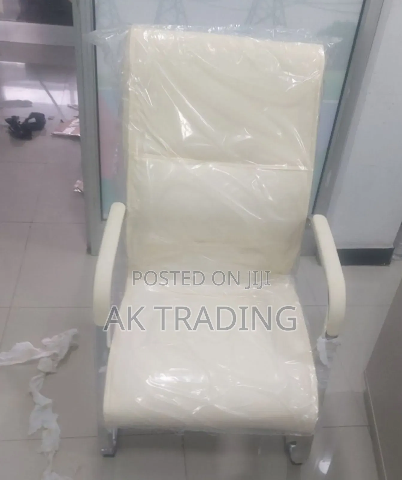 Leather Modern Guest and Mating Chair