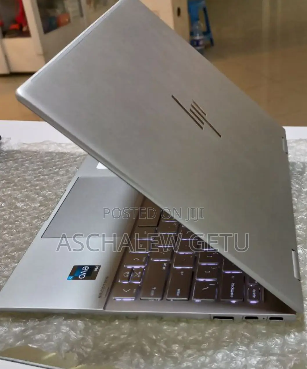 New Laptop HP Envy X360 8GB Intel Core I7 SSD 512GB