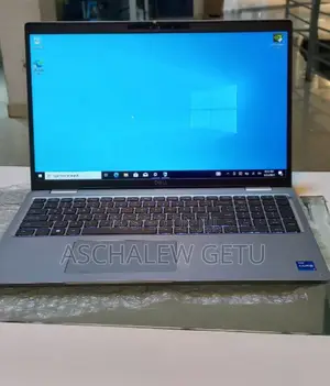 New Laptop Dell Latitude 5540 16GB Intel Core I7 SSD 512GB