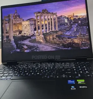 Photo - New Laptop Dell Inspiron 13z 16GB Intel Core I7 SSD 1T