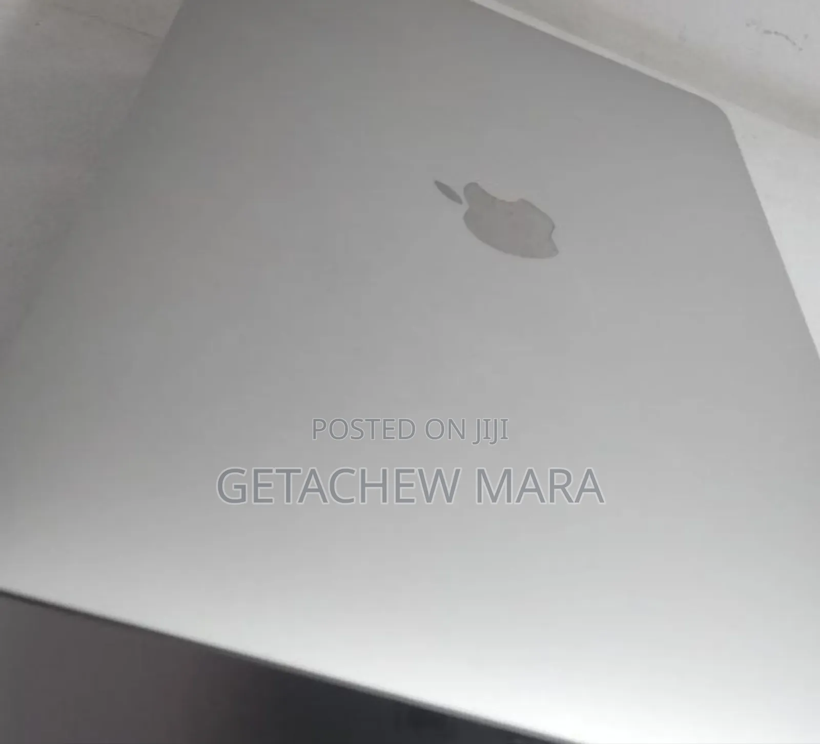 New Laptop Apple MacBook Pro M1 8GB Intel Core I5 SSD 256GB