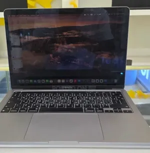 Photo - New Laptop Apple MacBook Pro M1 8GB Intel Core I7 SSD 256GB