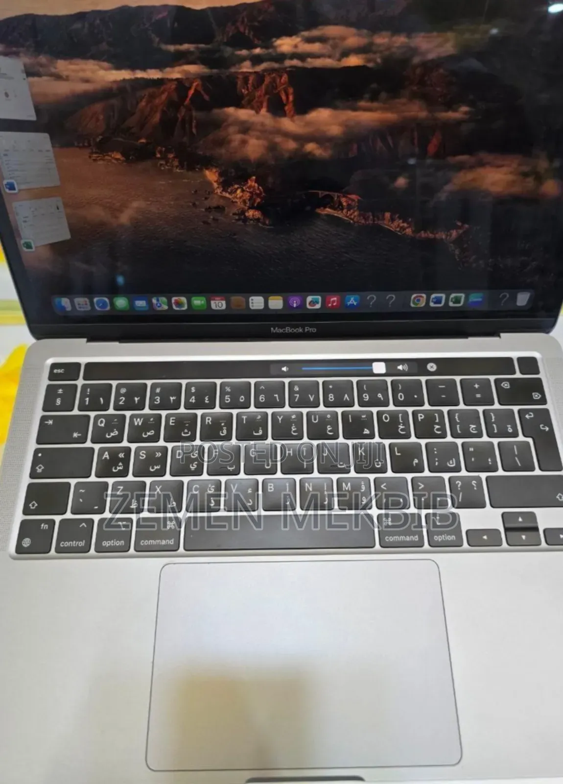 New Laptop Apple MacBook Pro M1 8GB Intel Core I7 SSD 256GB