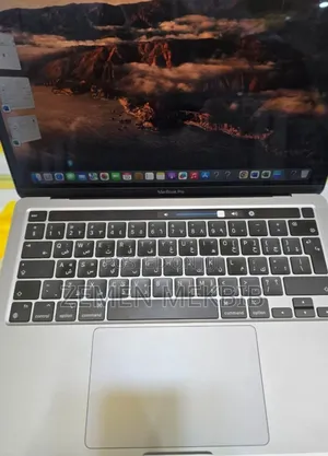 New Laptop Apple MacBook Pro M1 8GB Intel Core I7 SSD 256GB