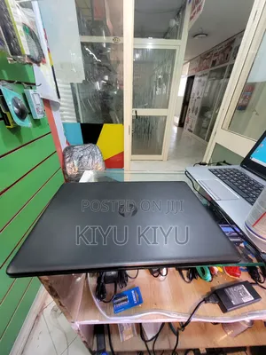 Photo - New Laptop HP 250 G7 8GB Intel Core I5 SSD 256GB