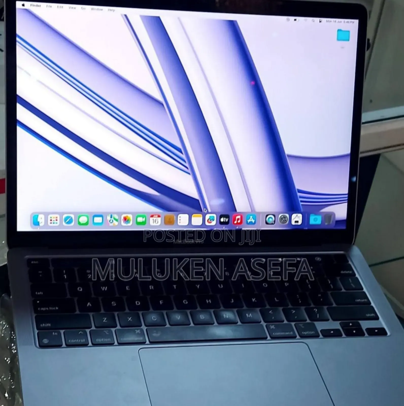 New Laptop Apple MacBook Pro 8GB Apple M2 SSD 256GB