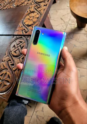 Photo - Samsung Galaxy Note 10 Lite 128 GB