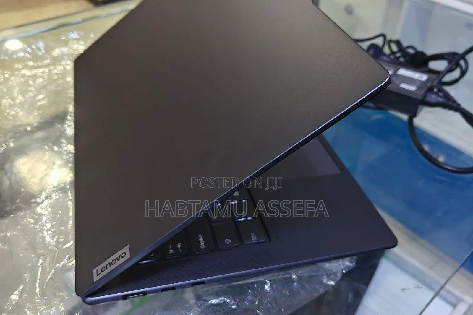 New Laptop Lenovo Yoga 700 32GB Intel Core I7 SSD 1T