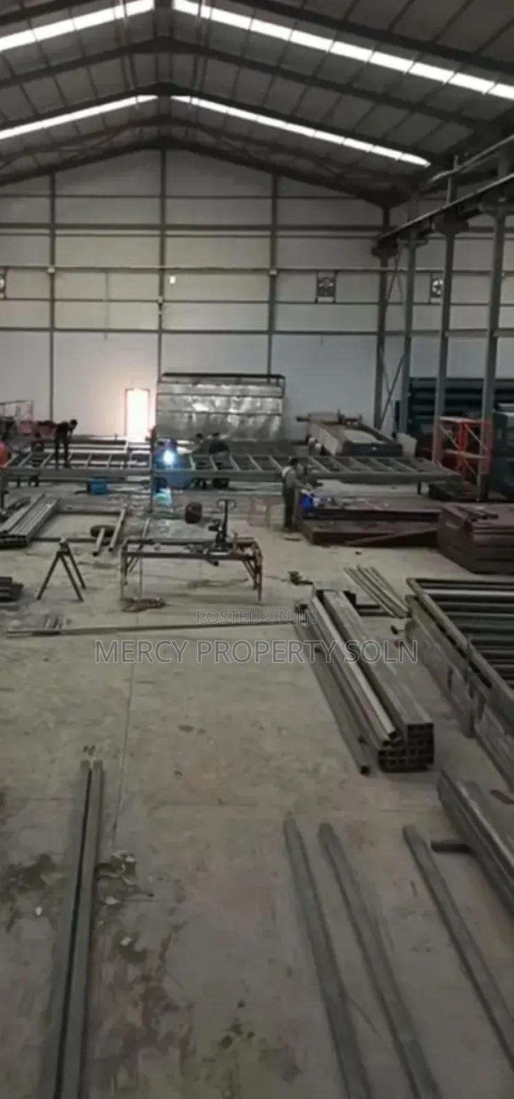 Warehouse For Rent In Kaliti Aa