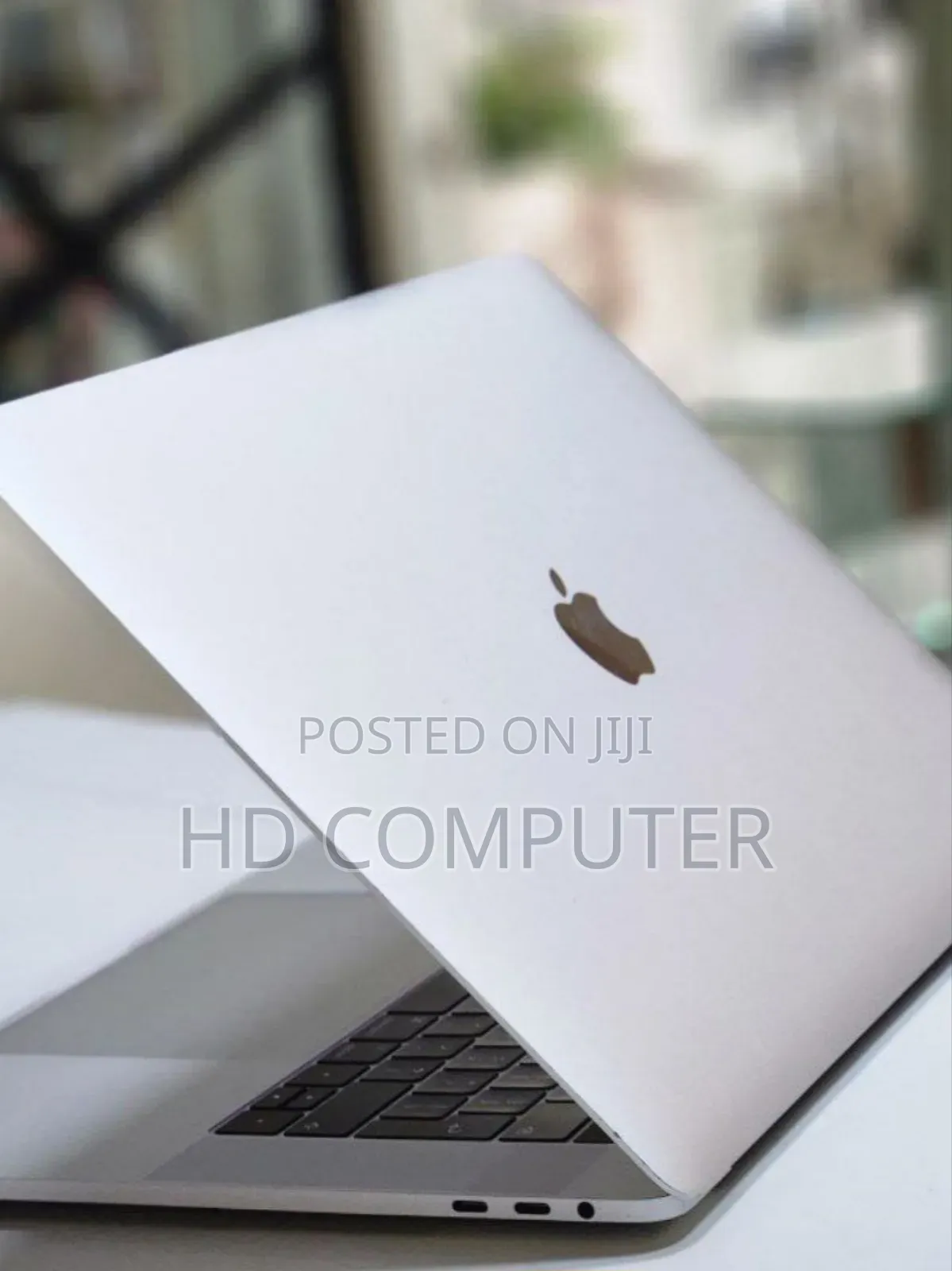 New Laptop Apple MacBook Pro 2017 16GB Intel Core I7 SSD 512GB