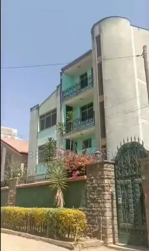 8bdrm House in Bole Homes, G+3 for sale