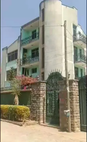 8bdrm House in Bole Homes, G+3 for sale