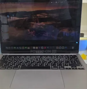 New Laptop Apple MacBook Pro M1 8GB Apple M1 Pro SSD 256GB