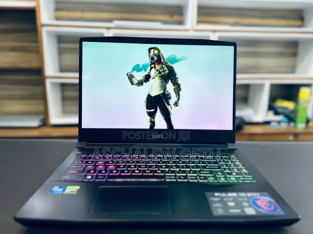 New Laptop MSI Pulse GL66 16GB Intel Core I7 SSD 1T