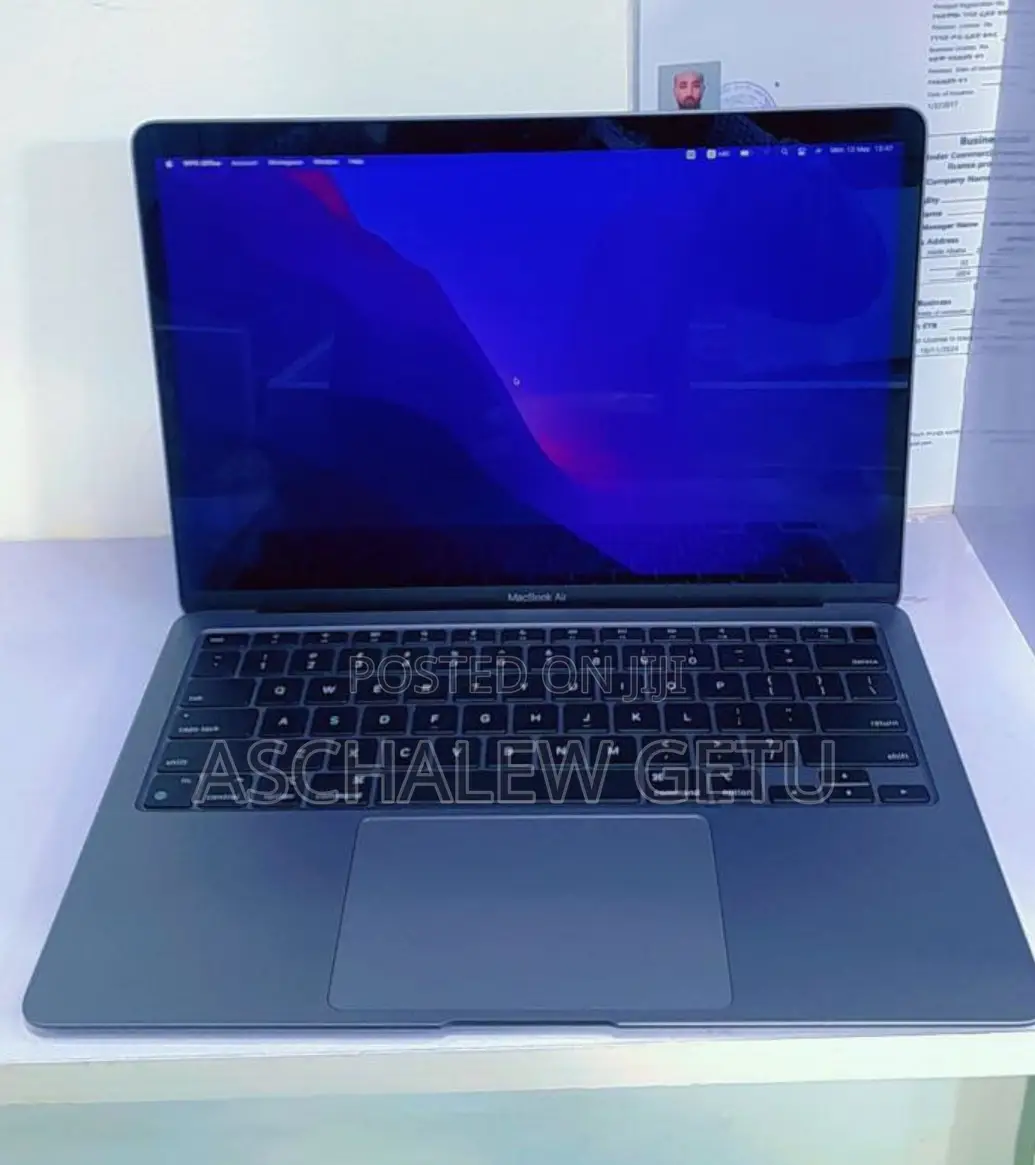 New Laptop Apple MacBook Air 8GB Apple M1 SSD 512GB