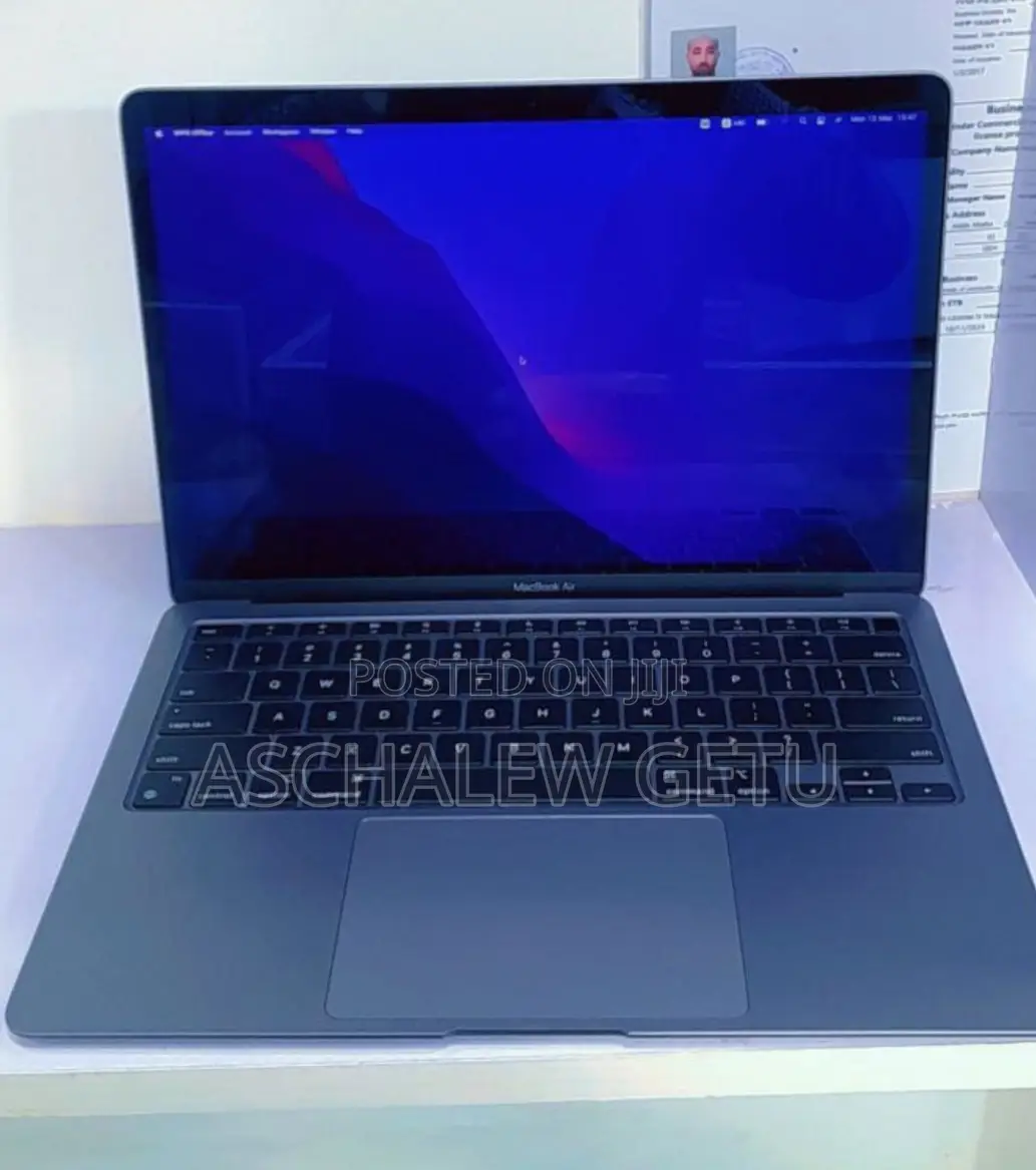 New Laptop Apple MacBook Air 8GB Apple M1 SSD 512GB