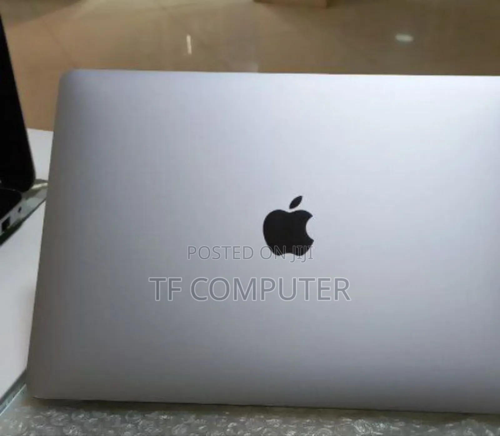 New Laptop Apple MacBook Pro 2017 16GB Intel Core I5 SSD 512GB