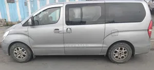 Hyundai Starex 2014 Silver