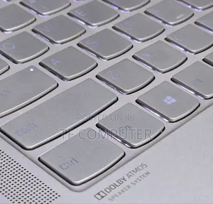 New Laptop Lenovo Yoga 710 8GB Intel Core I5 SSD 512GB