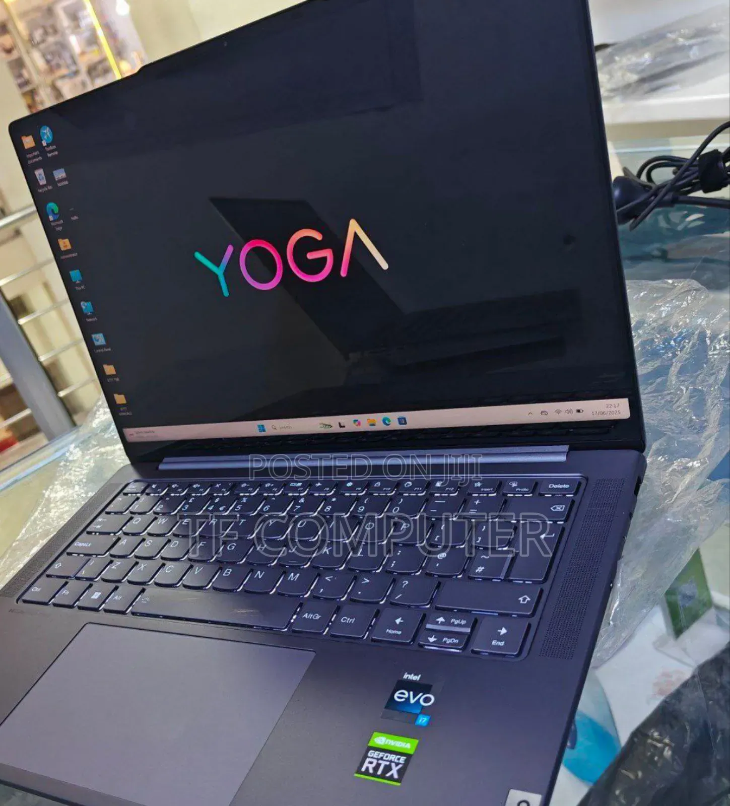 New Laptop Lenovo Yoga 7i 32GB Intel Core I7 SSD 1T