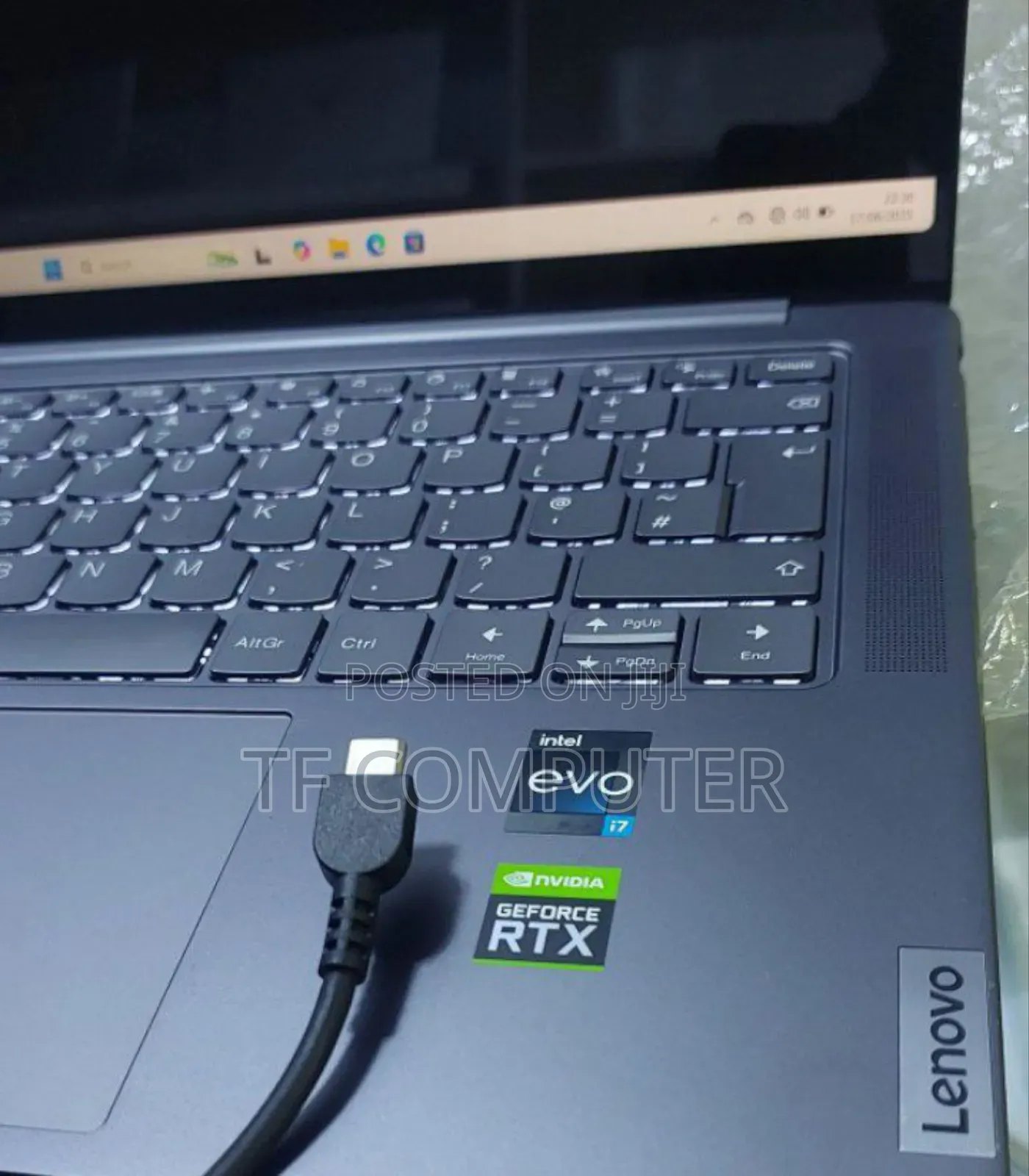 New Laptop Lenovo Yoga 7i 32GB Intel Core I7 SSD 1T