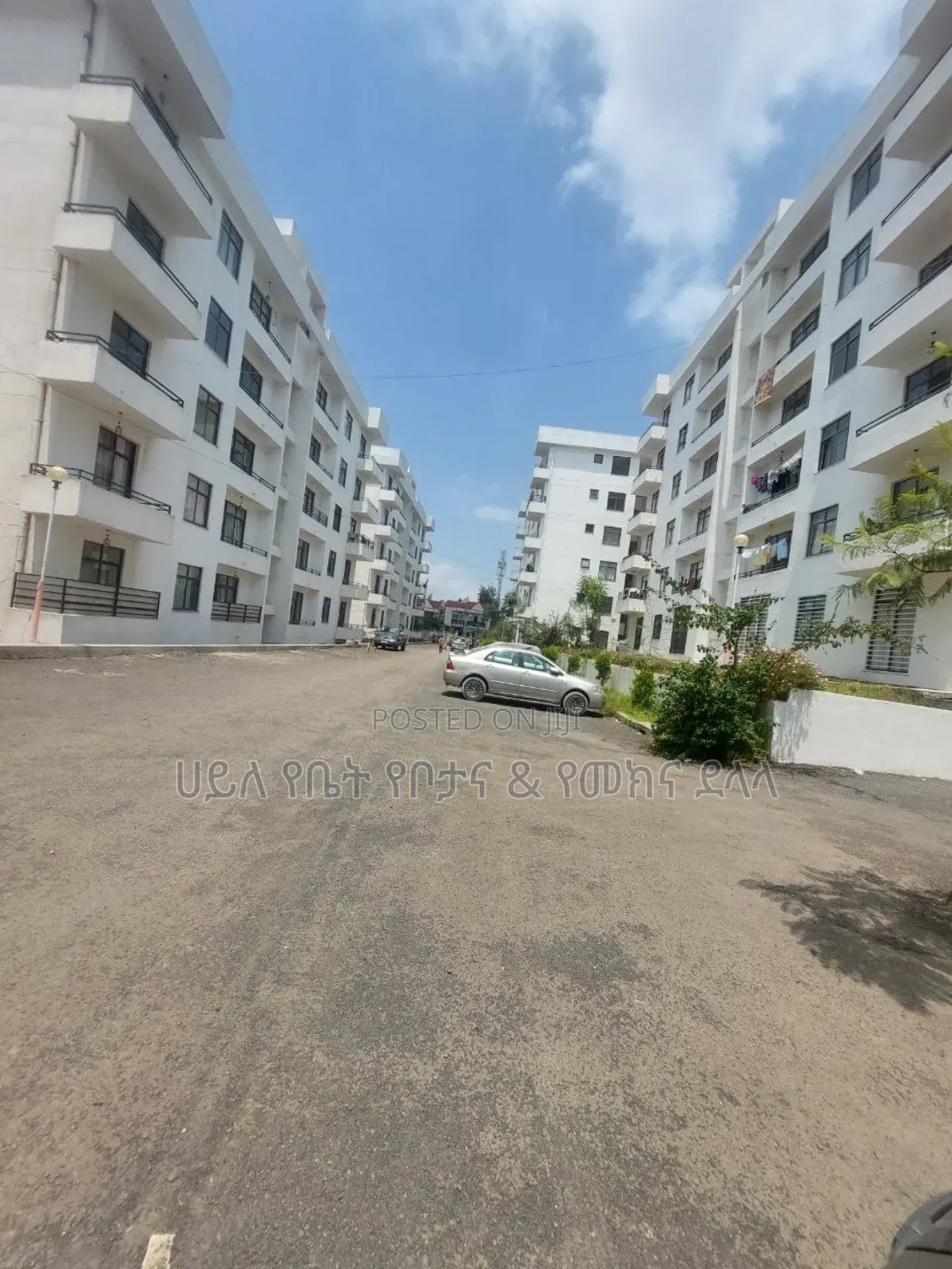 Furnished 3bdrm Apartment in ኖህ Real State, Yeka for sale