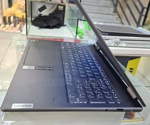 New Laptop Lenovo Yoga 7i 16GB Intel Core I7 SSD 1T