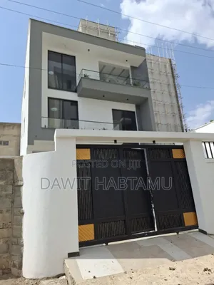 5bdrm House in Lideta for sale